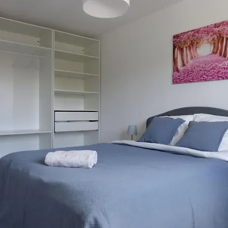 Avec 2 Et Parking Prive * Лилль