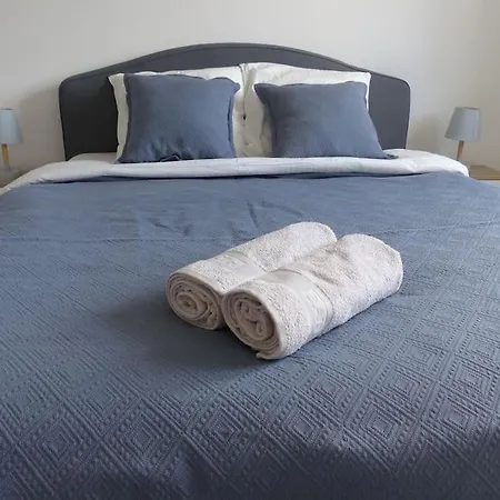 Avec 2 Et Parking Prive *