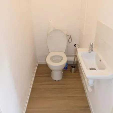 Avec 2 Et Parking Prive 公寓 *