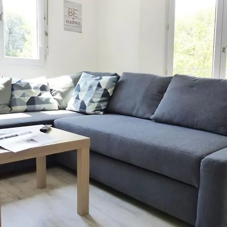Avec 2 Et Parking Privé Apartamento