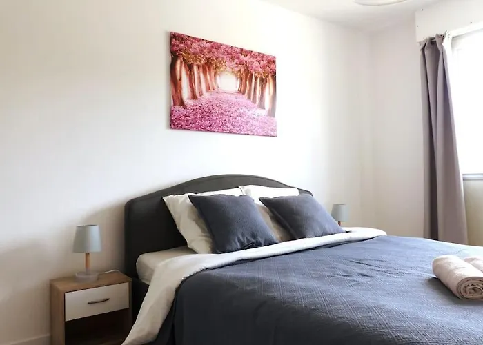 Avec 2 Et Parking Prive Apartment *