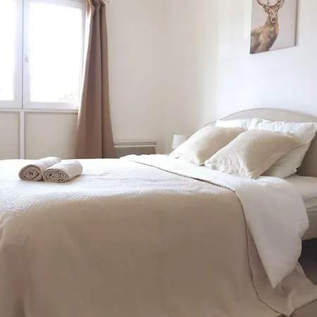 Apartamento Avec 2 Et Parking Prive *